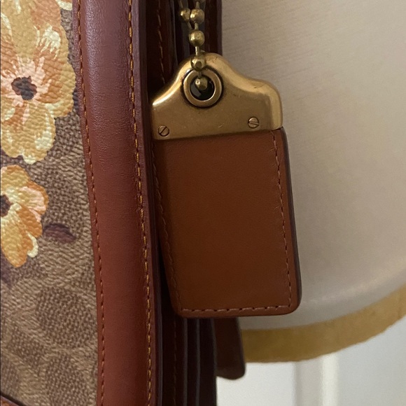 Coach 1941 Riley Prairie Floral Print Crossbody Handbag Limited Pre-owned $450 - Picture 6 of 16